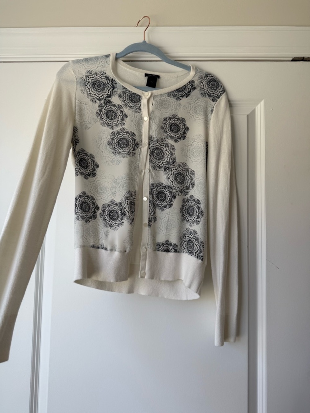 Ann Taylor Elegant Creamy White, Navy and Light Blue Cardigan Sweater, Small